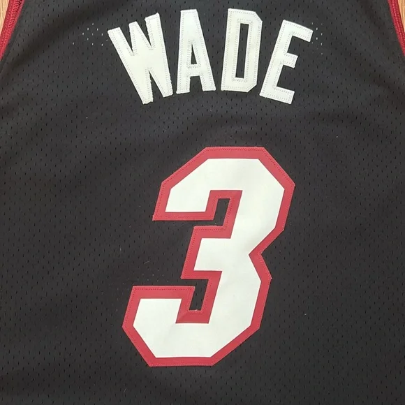 Adidas Miami Heat Wade Jersey - Picture 9 of 10